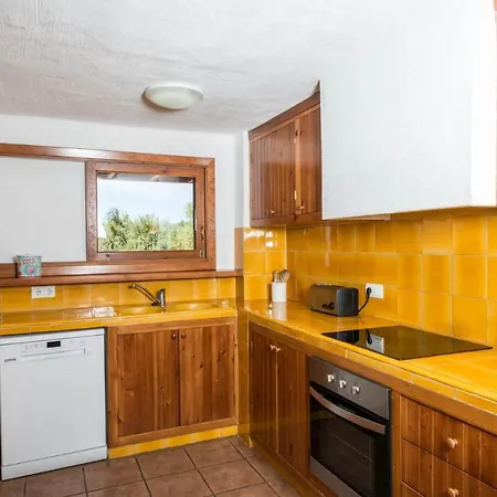 ヴィラ Binibequer Vell Sleeps 9 With Pool And Air Con ビニベカ